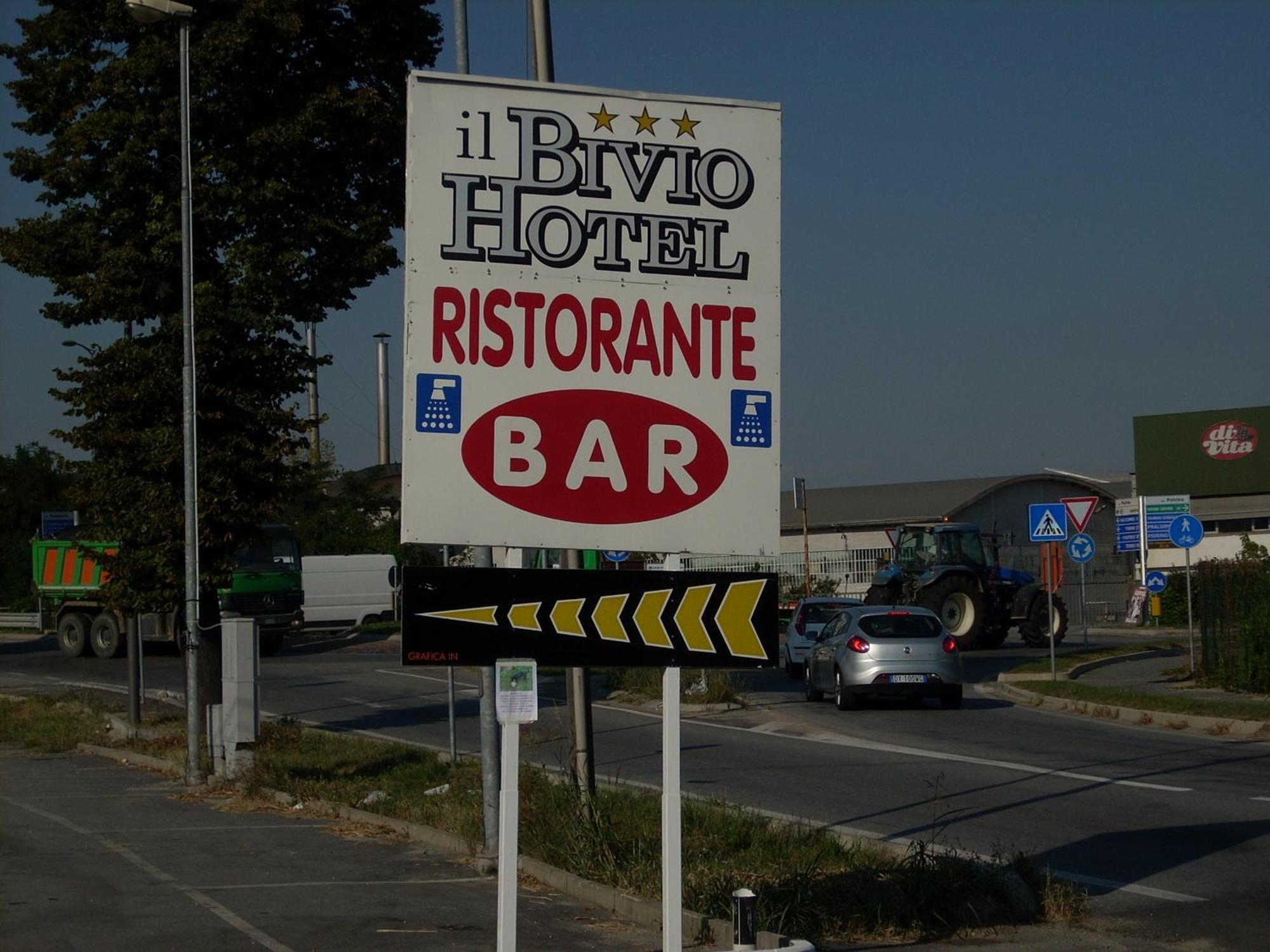 Il Bivio Hotel Carmagnola Kültér fotó